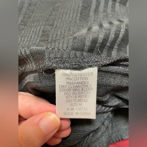 ✨2 For $6 Umgee Sweater Size Medium #B1 - Picture 4 of 5